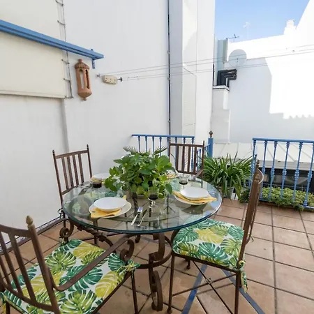 Hotel apartamentowy Suay *