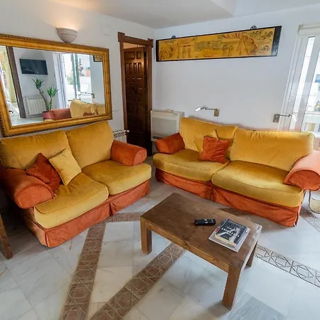 Aparthotel Suay
