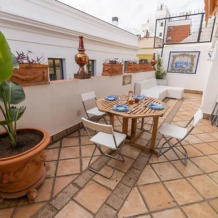 Hotel apartamentowy Suay *