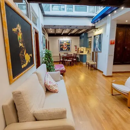 Hotel apartamentowy Suay